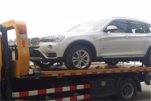 甘州区拖车24小时服务电话